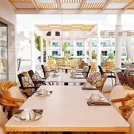 Radisson Blu Resort, Lanzarote Adults Only Hotel